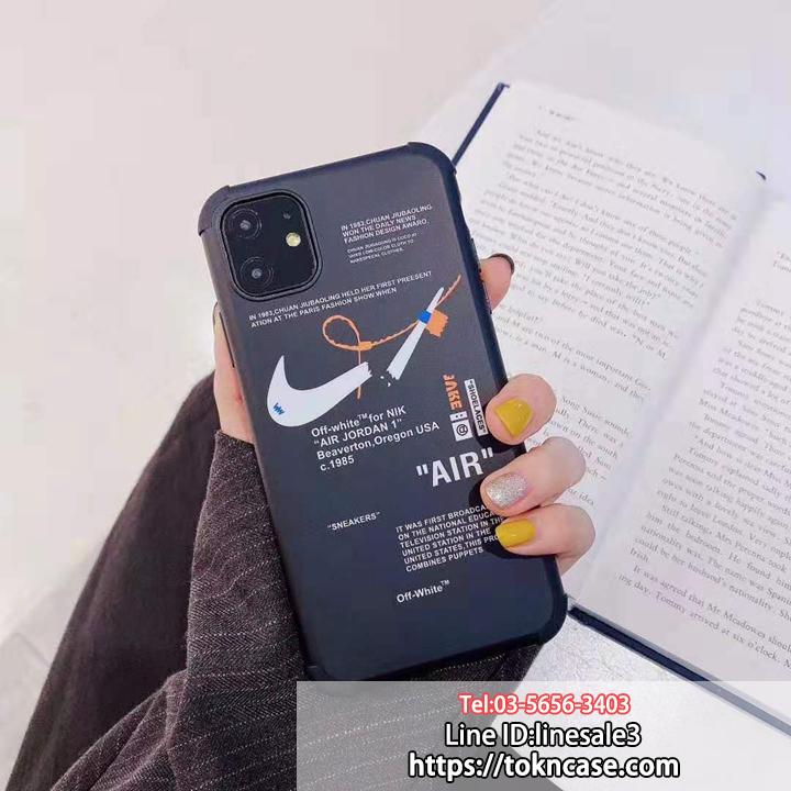Nike iphone11ケース