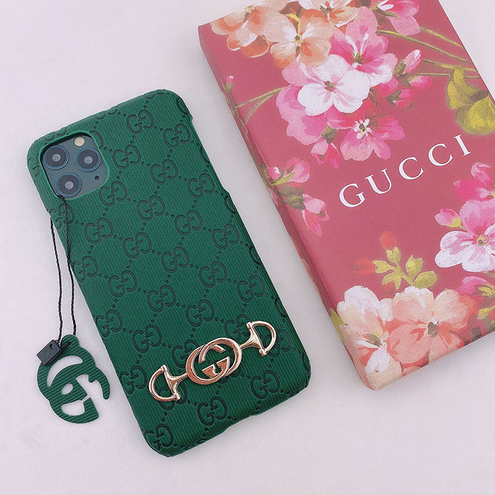 iphone11 gucci 薄型 カバー