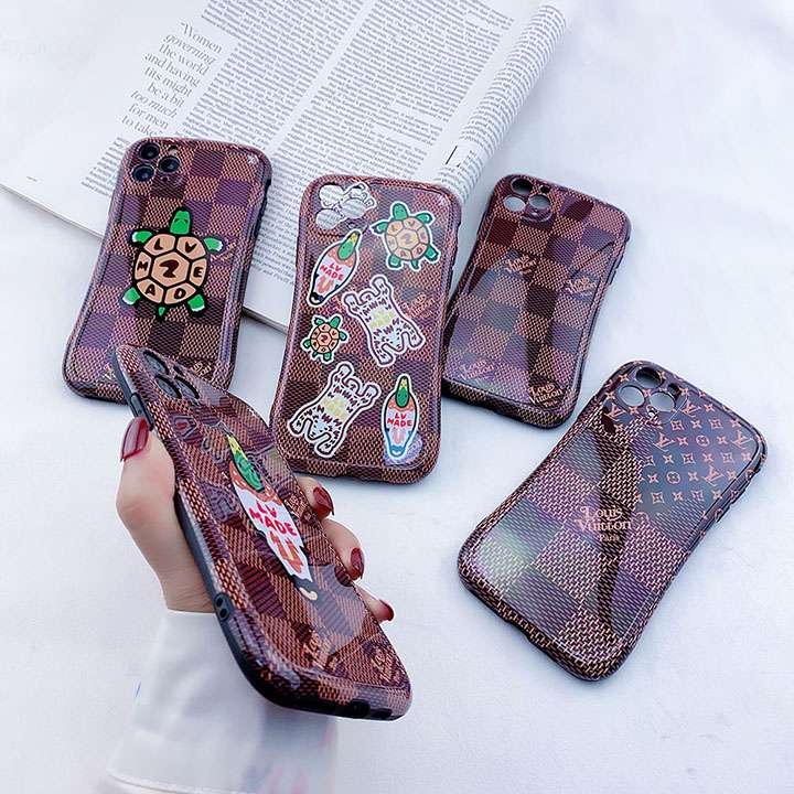lv iphone12proケース グラフィティ風