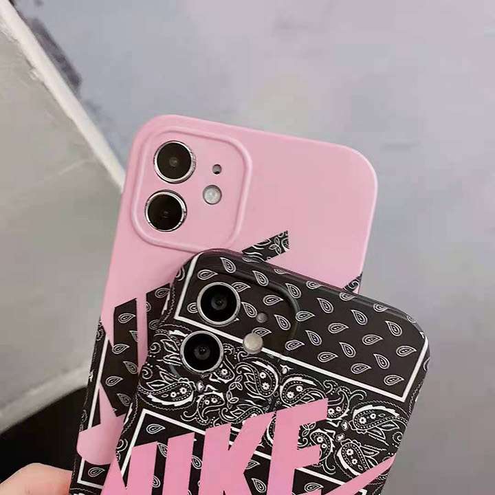 アイフォン 12文芸風Nikeスマホケース
