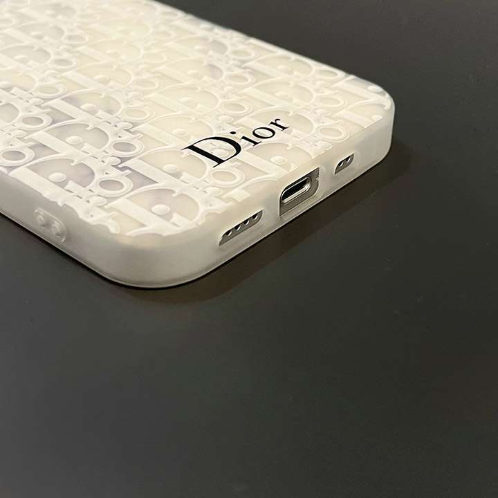 dior アイフォーン12pro max 芸能人愛用 ケース